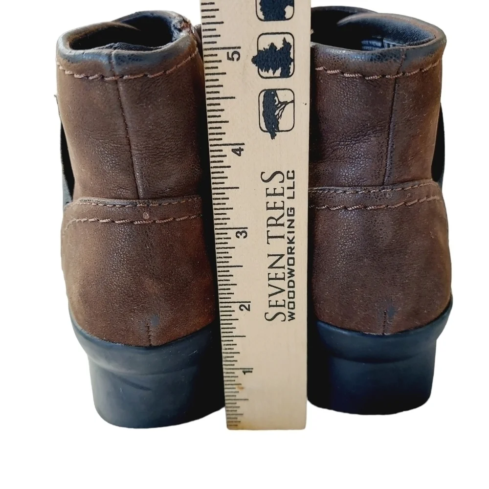 Clarks dark brown